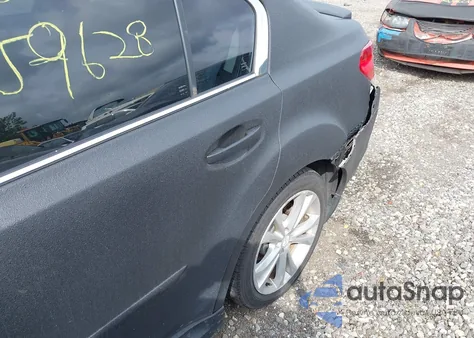 2013 Subaru Legacy 2.5I Premium z USA, uszkodzony, nr VIN 4S3BMBC61D3027401